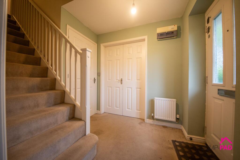 Hickory Close, Newton-Le-Willows, WA12 photo 2