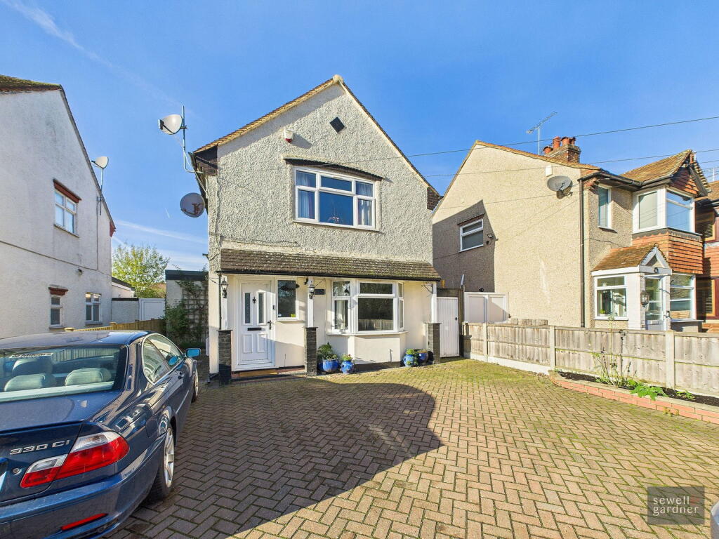 Main image of property: Denham Way, Maple Cross, Rickmansworth, WD3 9SP