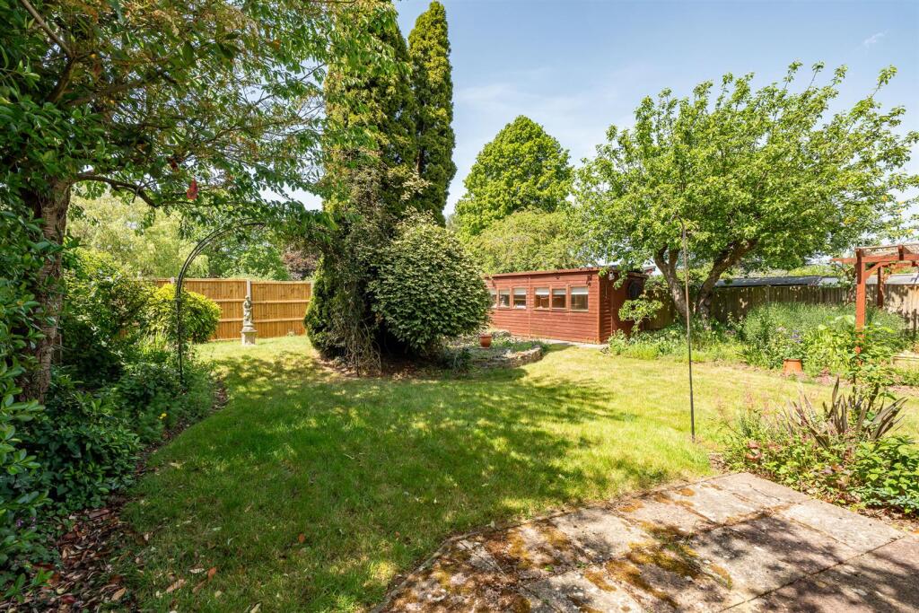 House in Knebworth - View 3