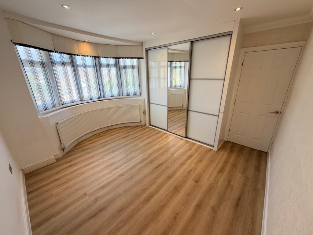 House in Luton - More
