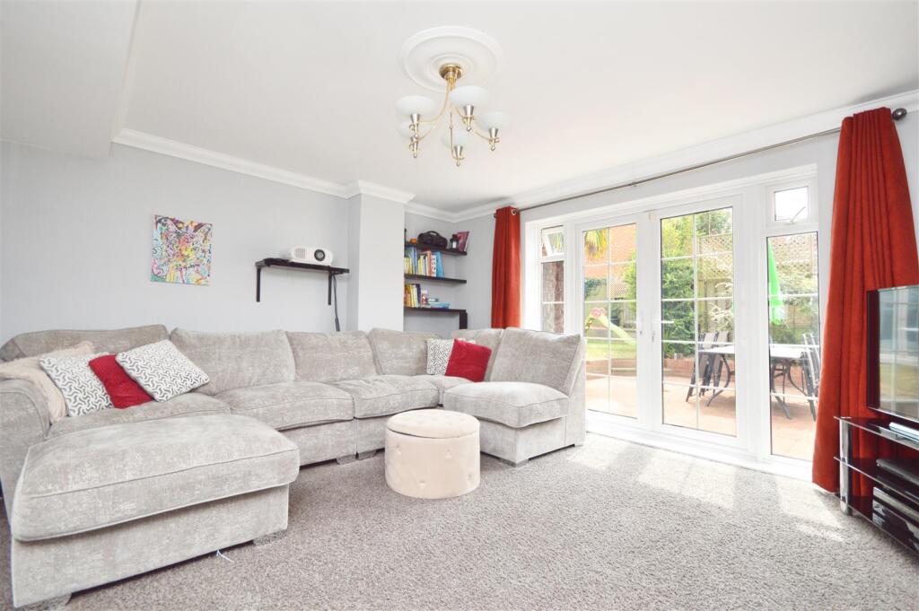 House in Bristol, Hengrove - View 3