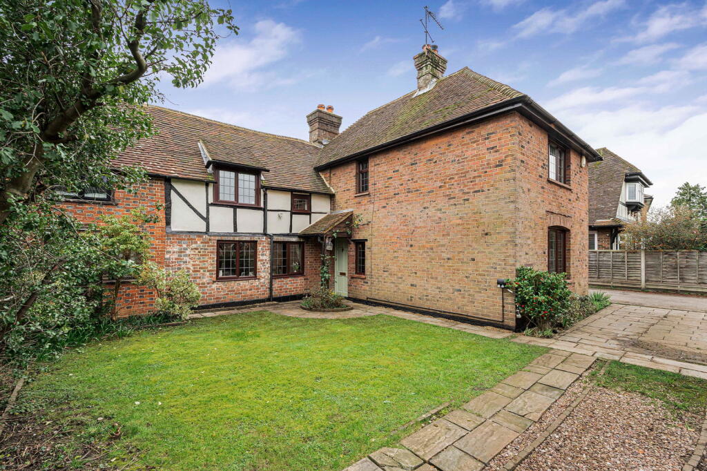 Main image of property: Ewhurst Road, Cranleigh, GU6 7AG