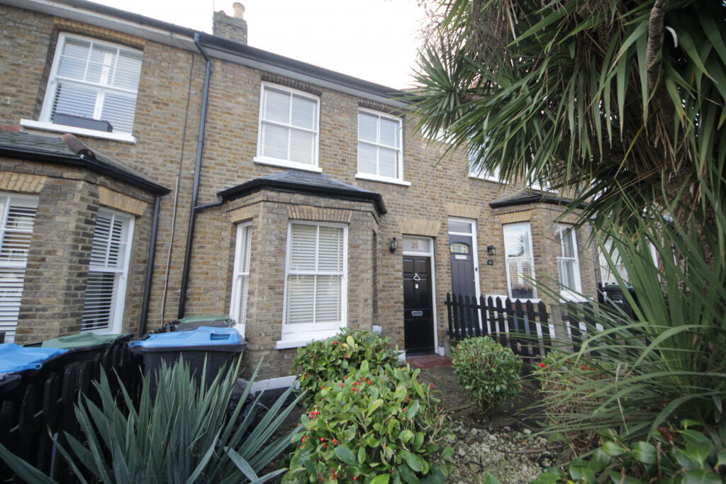 Main image of property: Vicars Moor Lane, Winchmore Hill, N21