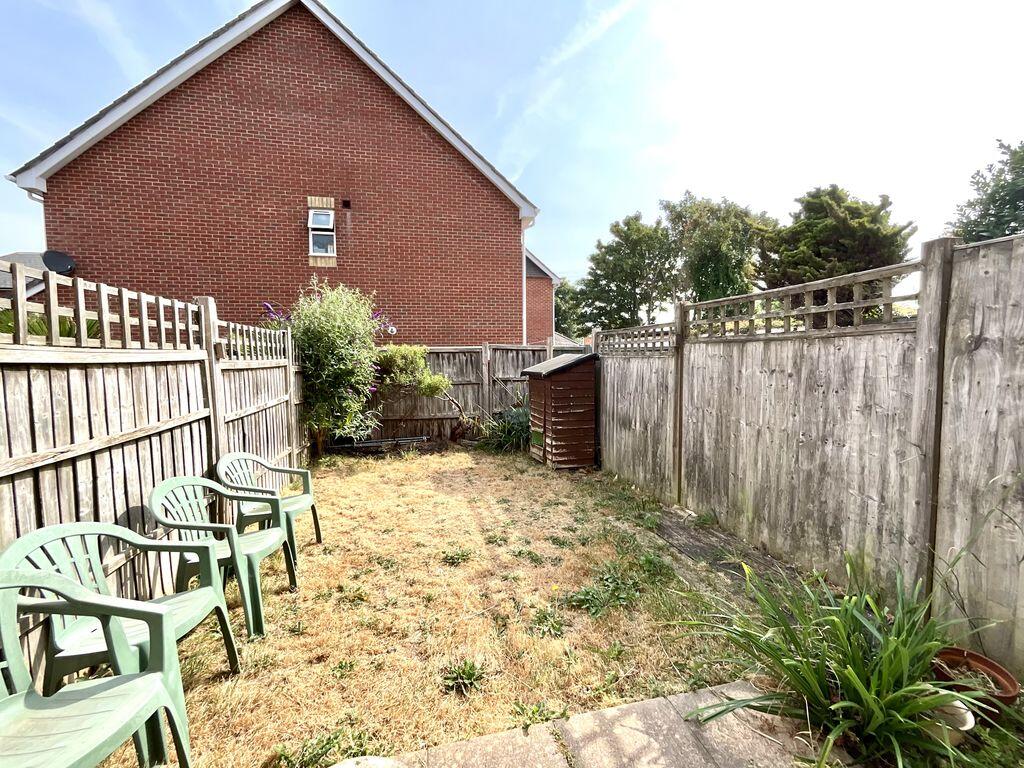 Paisley Road, Southbourne photo 5