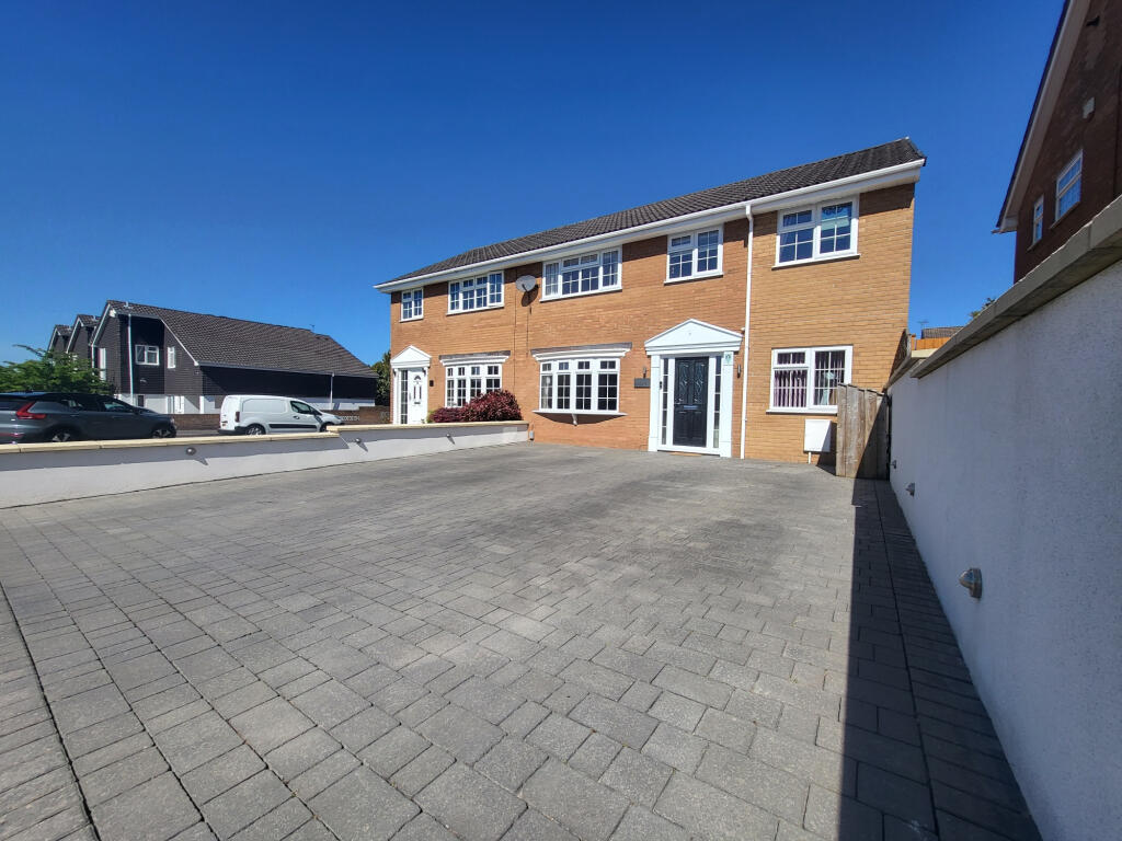 Main image of property: Dorset Way, Yate, Bristol
