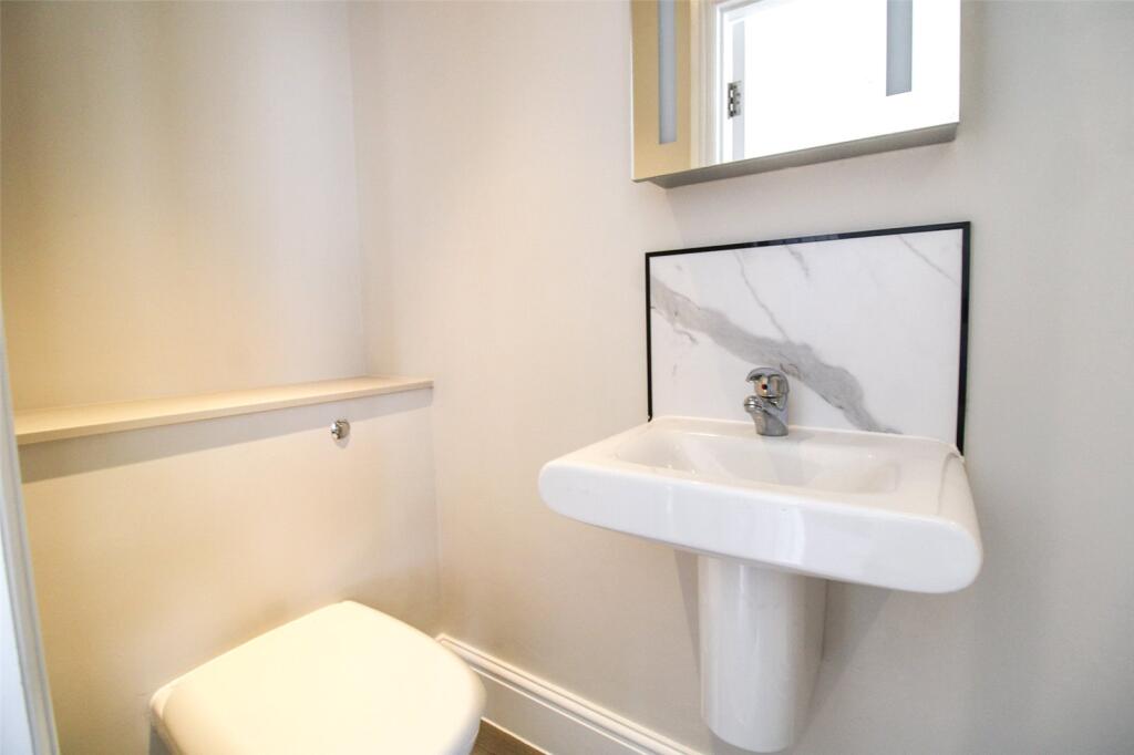 1 bedroom house share for rent
