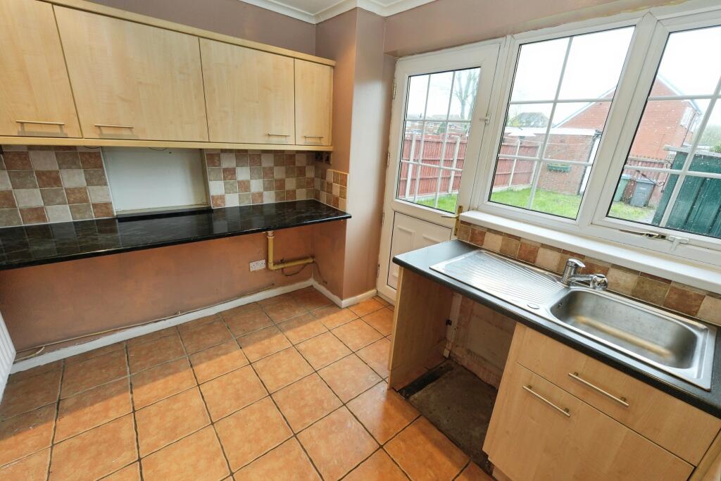 Additional image 3 of Shinwell Crescent, Oldbury, B69
