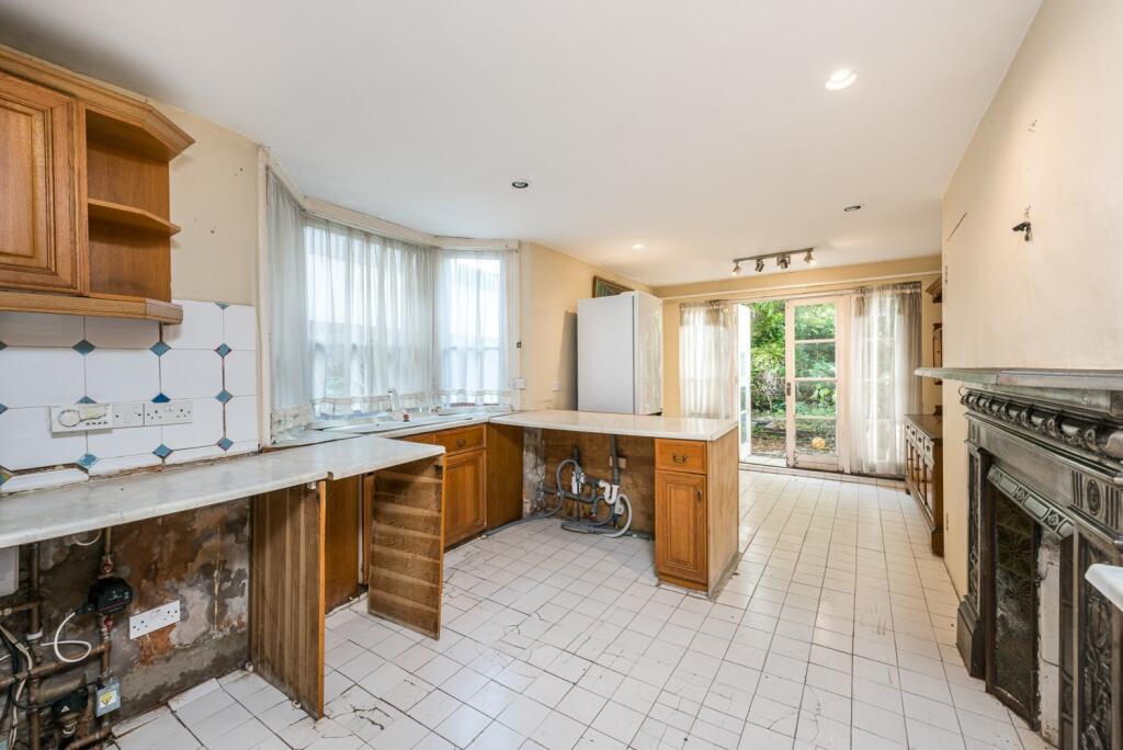 House in London - View 4