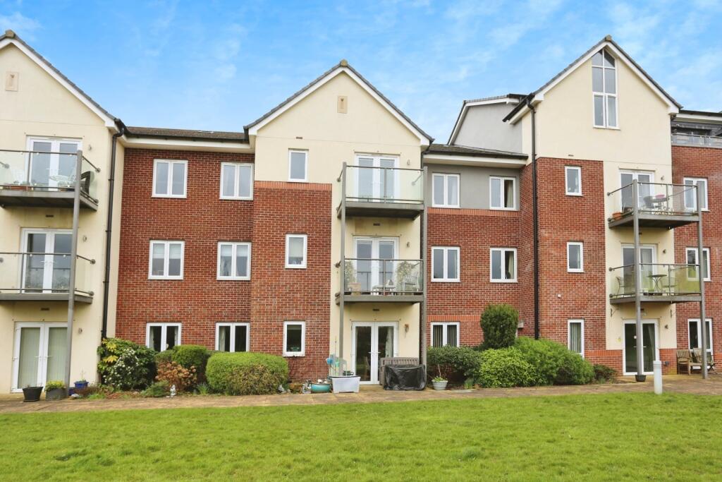 Main image of property: Nelstrop Road, Heaton Chapel, Stockport, SK4