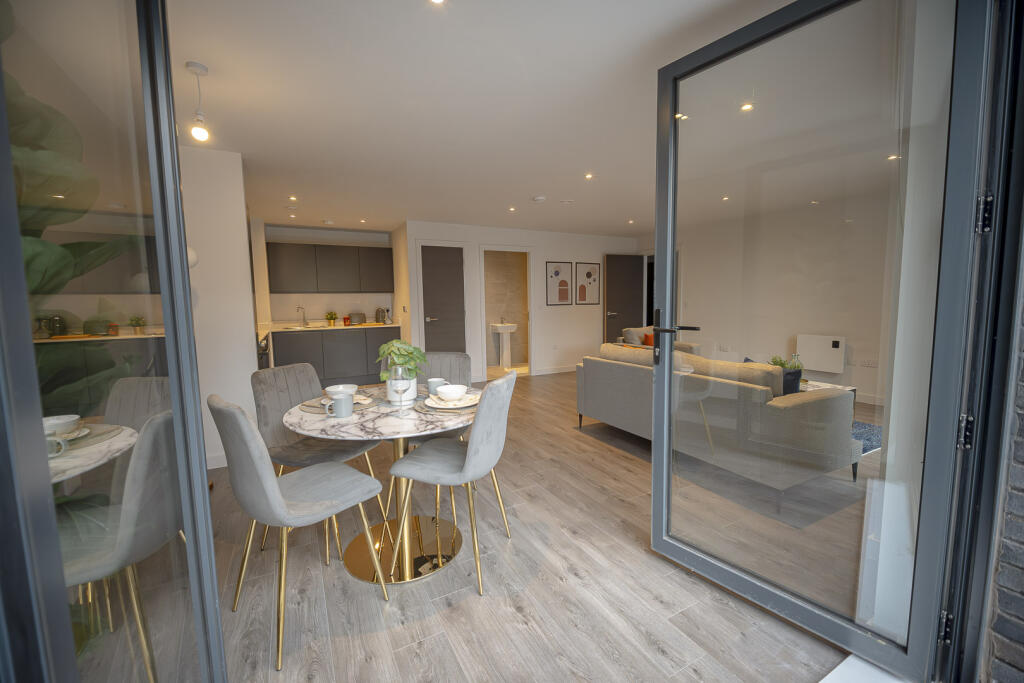 Apartment in Manchester - More