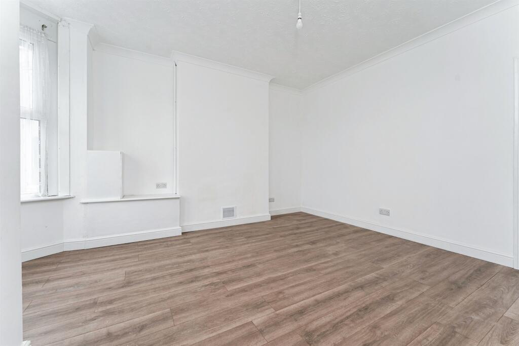 House in Fenland, March - View 3
