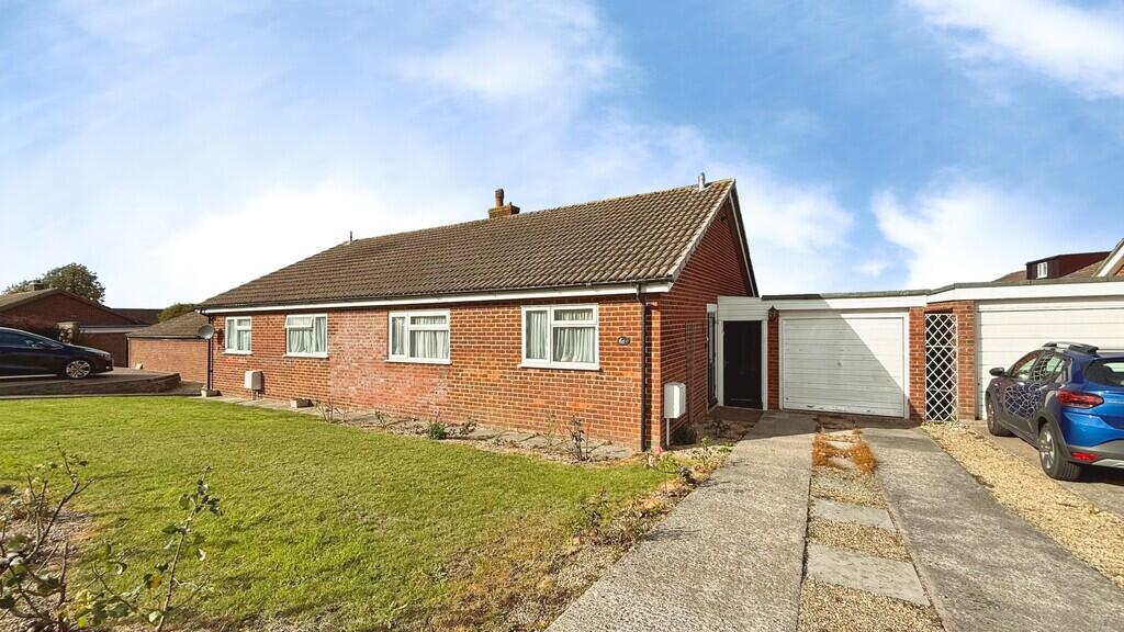 2-bed semi-detached on Castle View, Westbury, £215,000