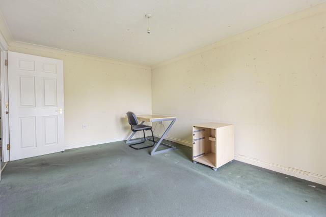 Windsor Court, Newbury - View 3