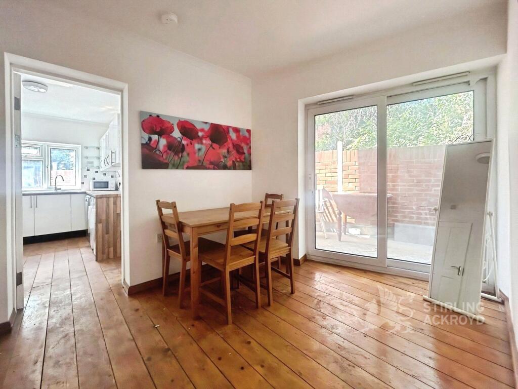 House in Guildford, Westborough - View 2