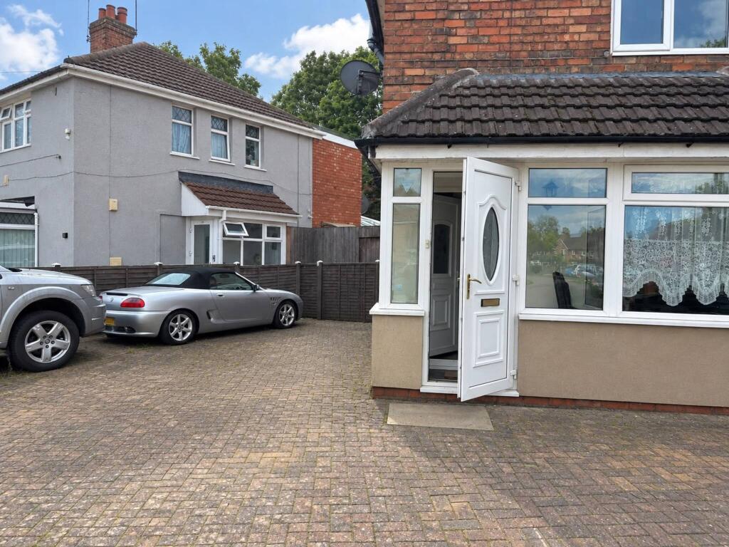 Circular Road, Acocks Green, Birmingham, B27 7DB