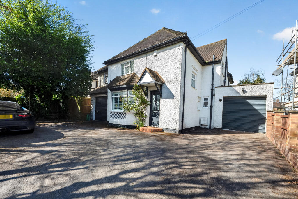 Main image of property: Amersham Road, Beaconsfield, HP9