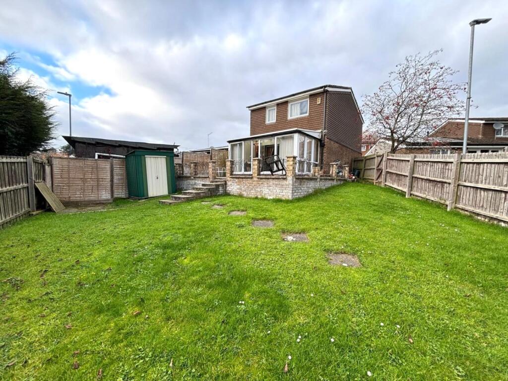 Flaxwell Court, Standens Barn, Northampton NN3 photo 2