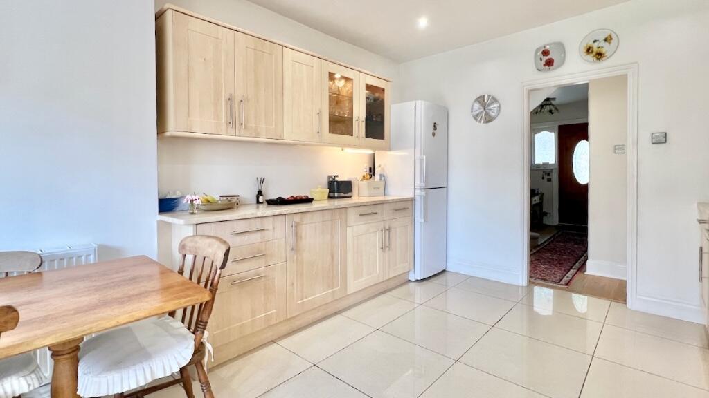 House in London - View 3