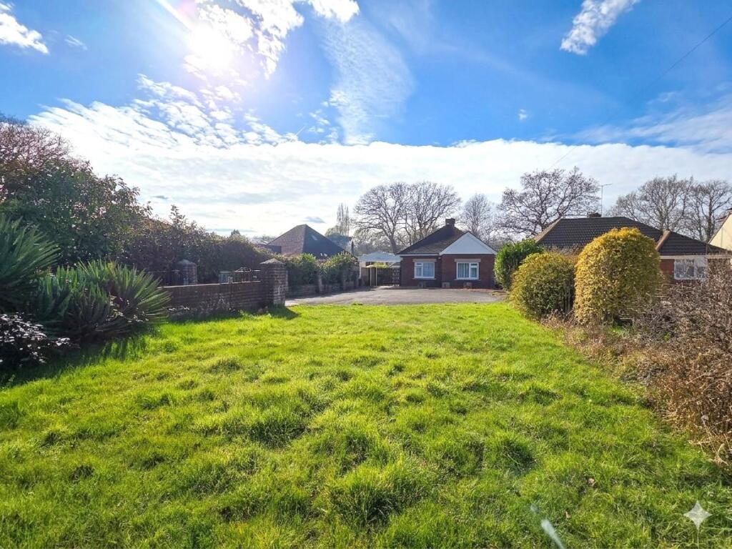 Main image of property: Botley Road, Burridge, Southampton