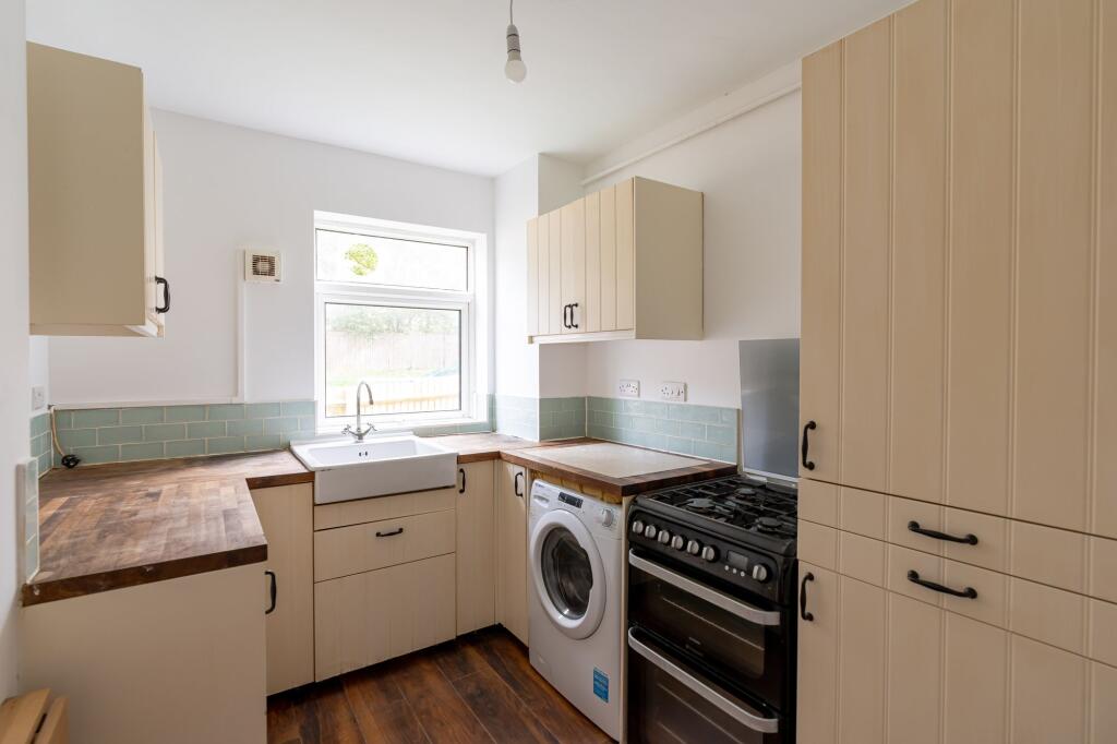 Apartment in Oxford, Minchery Farm, Littlemore - View 2