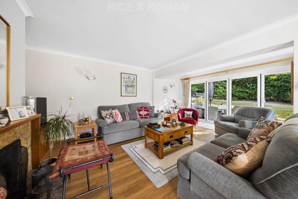 House in Guildford - View 4