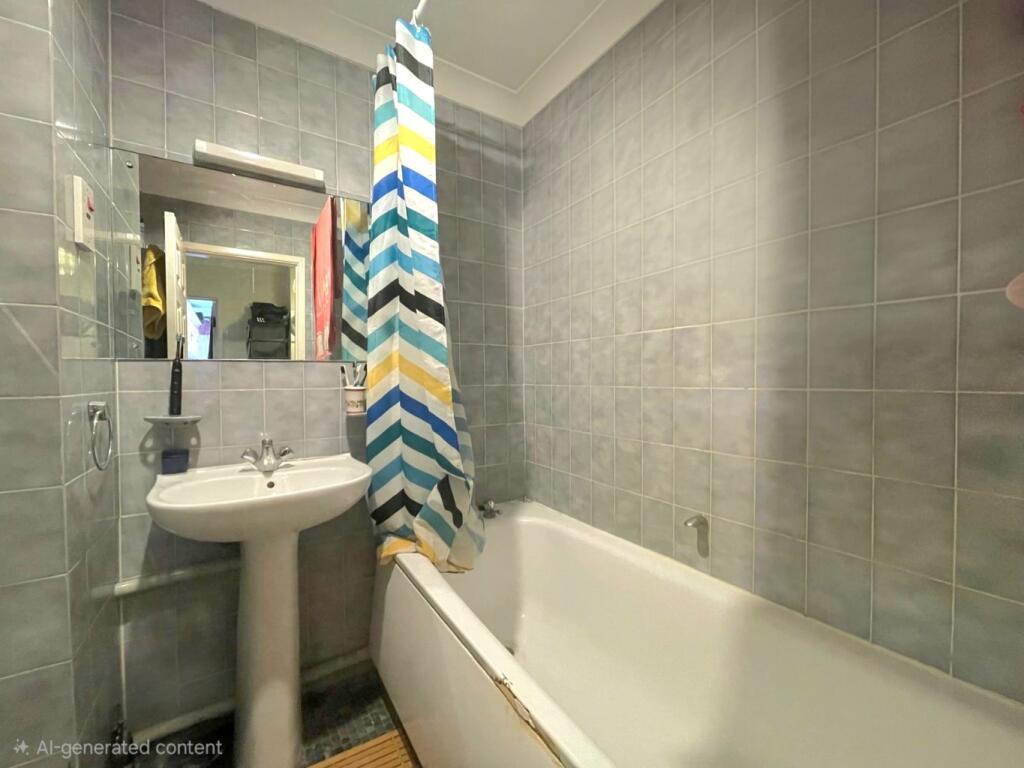 Apartment in Bournemouth - More