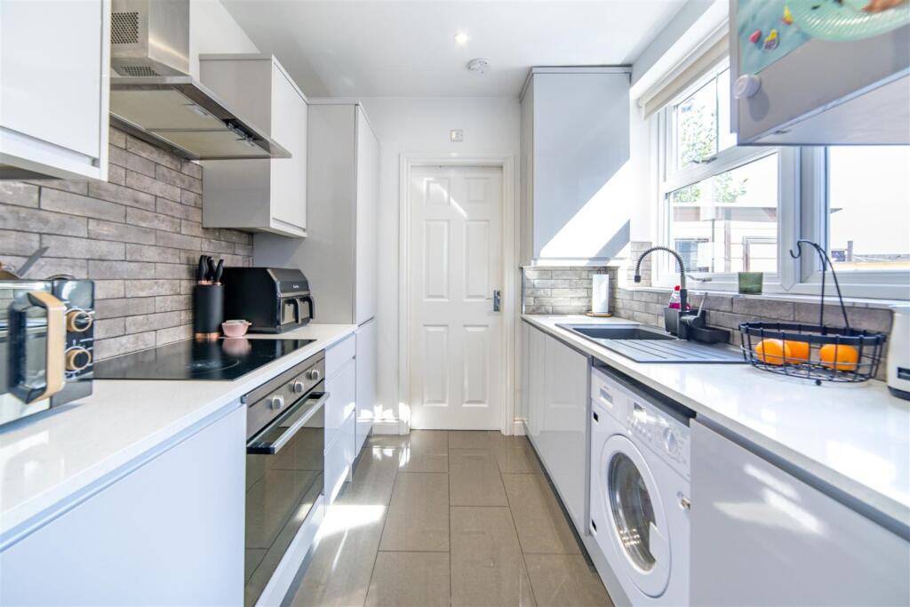 Westbourne Terrace, Seaton Delaval, NE25 photo 3