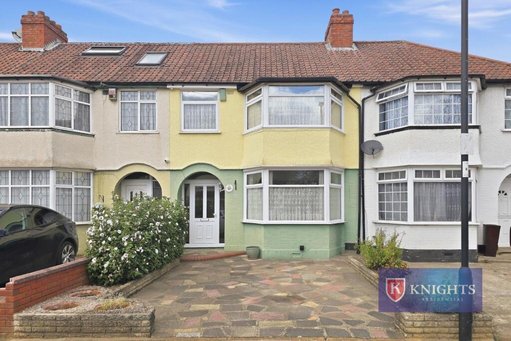 3-bed house on Woodstock Crescent, London, N9, £430,000