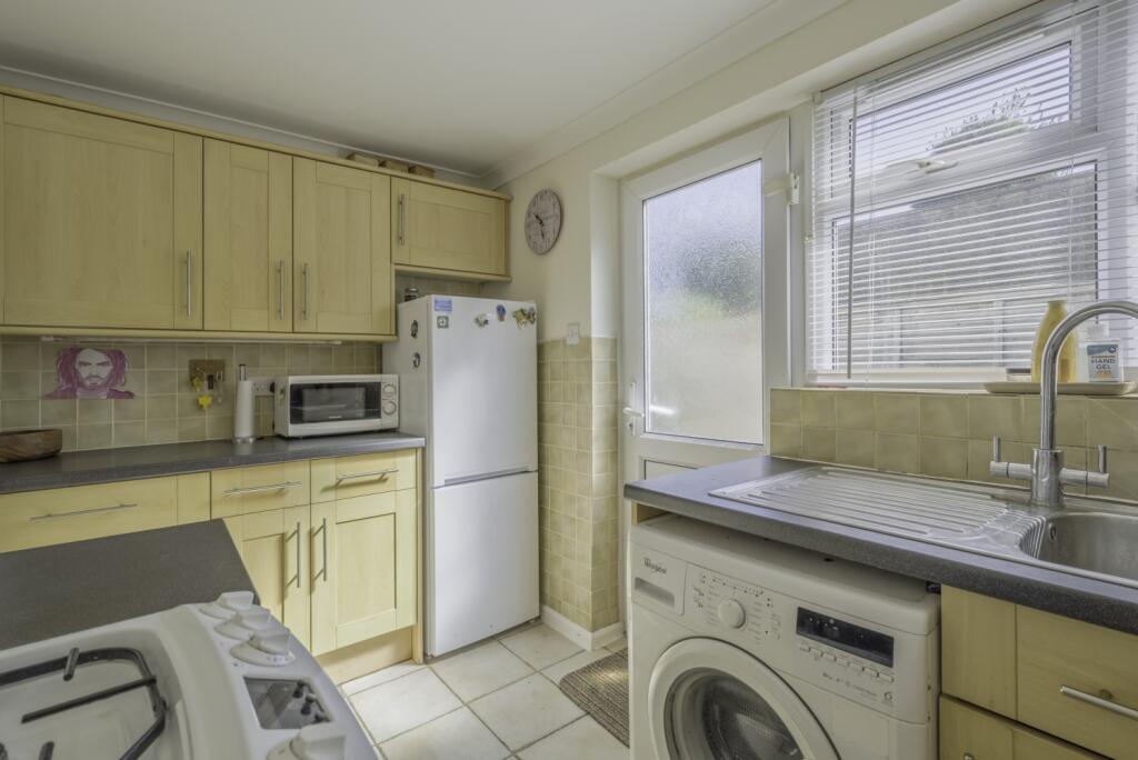 House in Gloucester - View 5