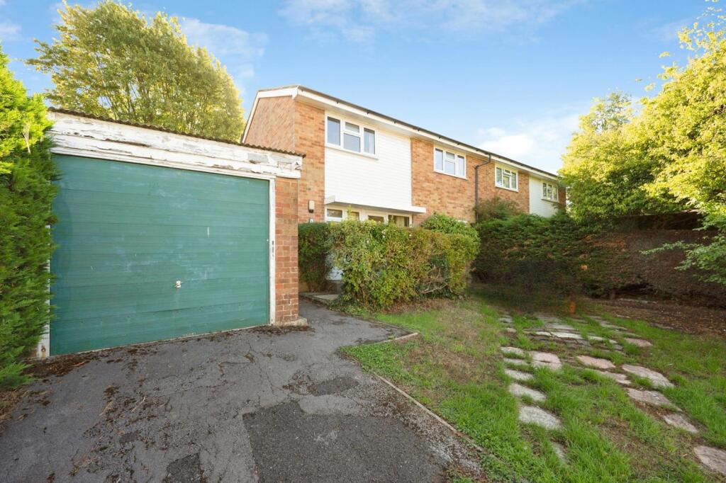 Main image of property: Knowle Crescent, Kingsclere, Newbury, Hampshire, RG20