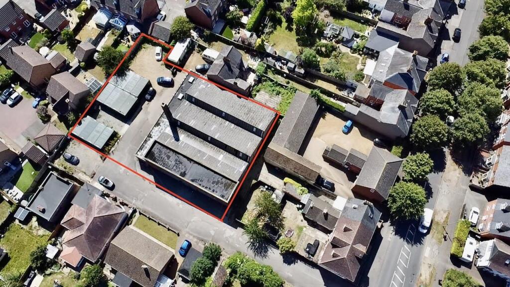 Beech Road, Rushden, NN10 - View 2