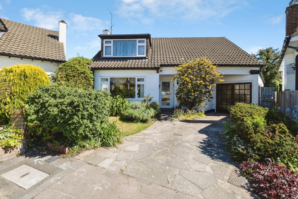 Main image of property: Nursery Close, Woodford Green, IG8