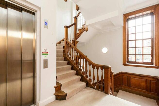 2 Devonshire Square