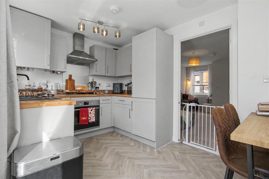 House in Northampton - View 5