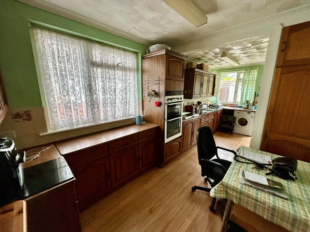 House in Southampton - View 4