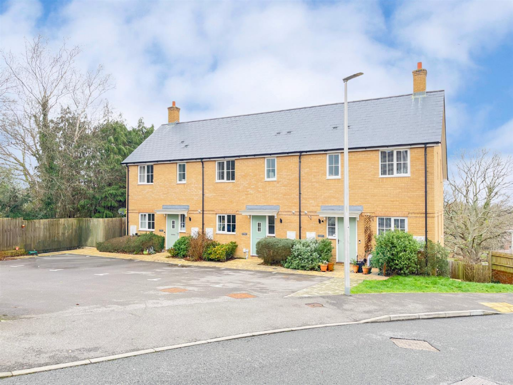 3-bed terraced on Millennium Way, Heathfield, TN21 0FP, £375,000