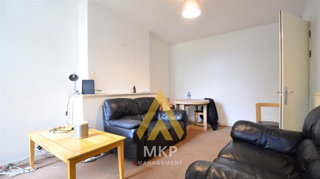 Main image of property: Warwards Lane Selly Oak B29 7RD