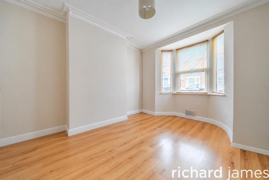 House in Swindon - View 4