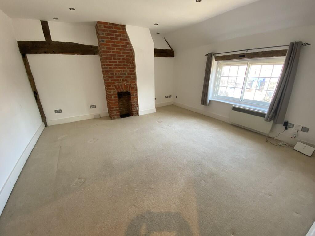 Apartment in Southampton - View 4