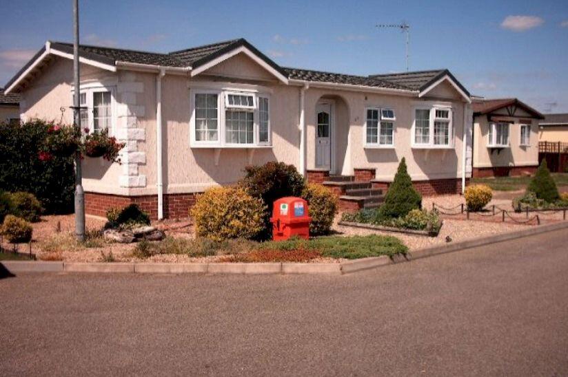 Studio caravan on Plots Available, Fenland Village, Osborne Road, Wisbech, Cambridgeshire, PE13 3JR, £149,950