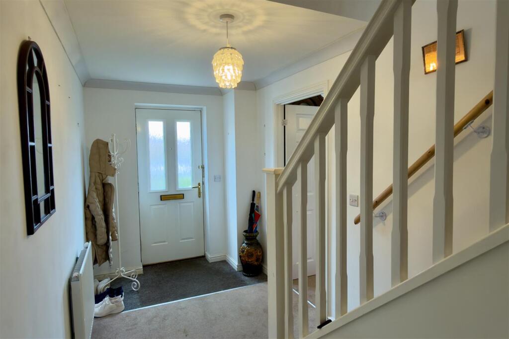 Adams Court, Shildon, DL4 2GA photo 4