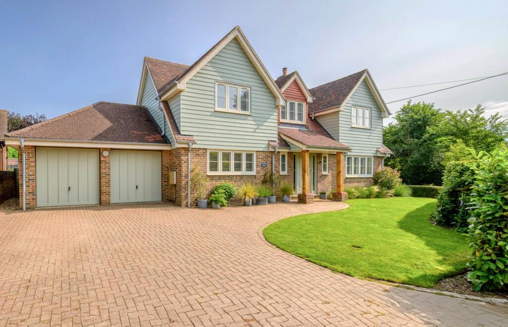 Main image of property: Foxhill View, Rosebery Road, Tokers Green, South Oxfordshire