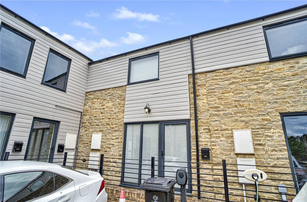 Main image of property: Chapel Corner, Swindon, SN1