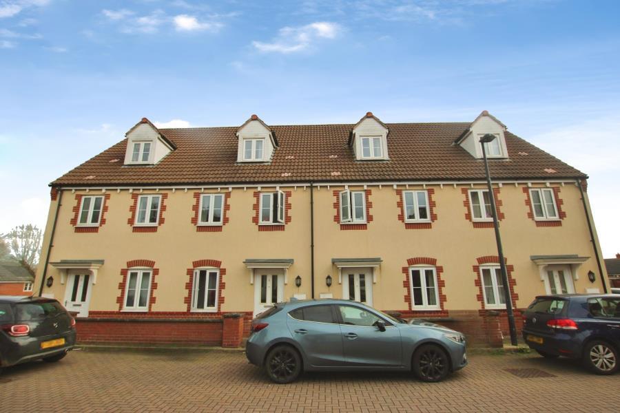 Main image of property: Foxglove Close - Stoke Gifford