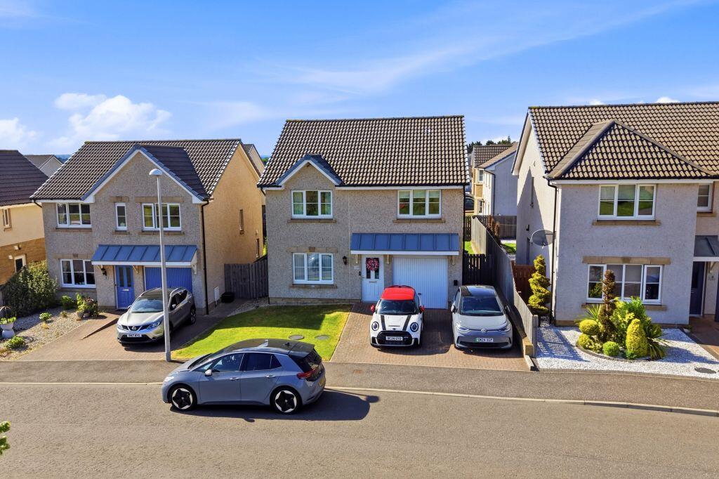 Main image of property: 10 Moonlight Gardens, Arbroath, DD11 5LE