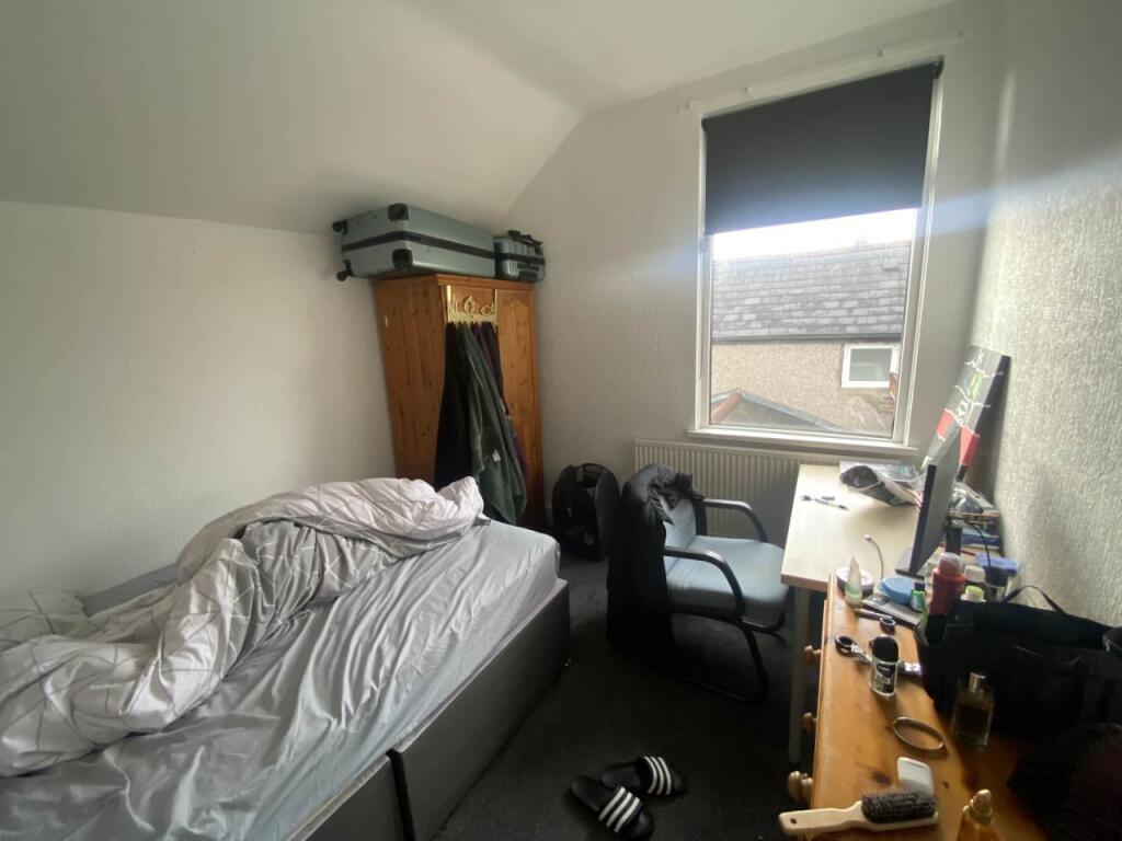 House in Cardiff - More