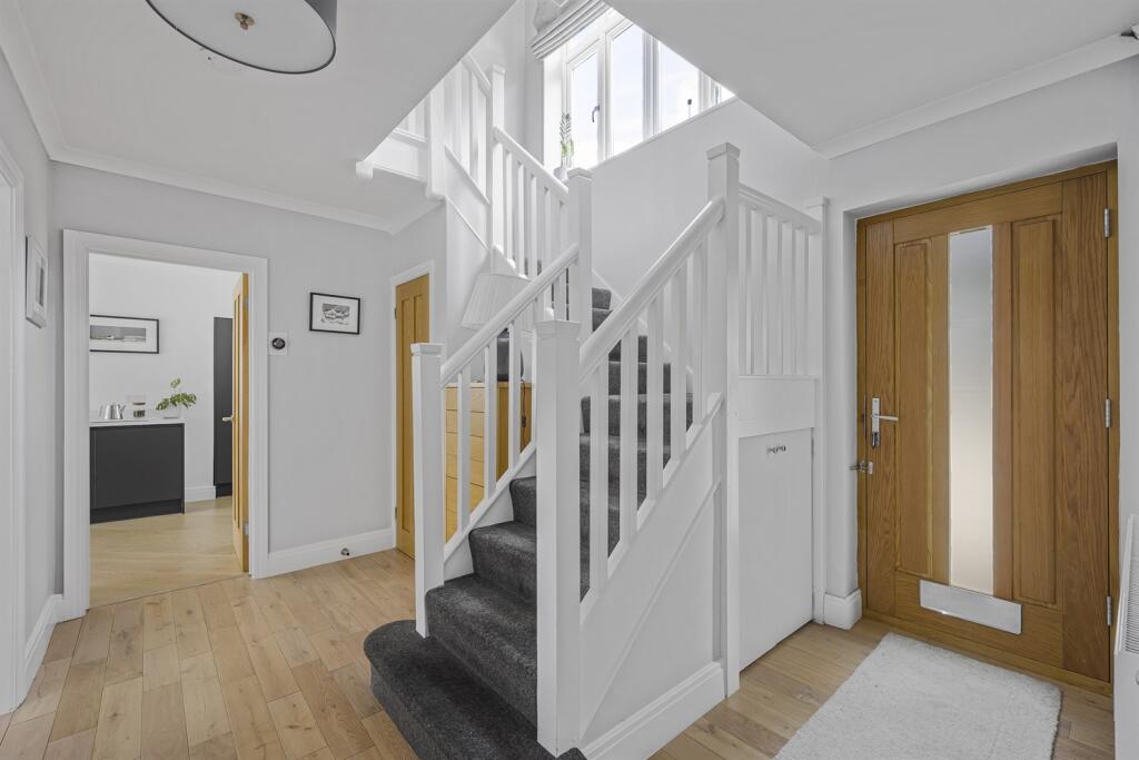 House in Reading - View 4