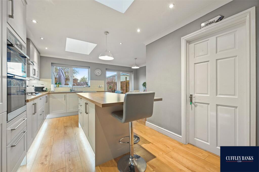 Pleasant Way, Wembley, Middlesex, HA0 photo 2