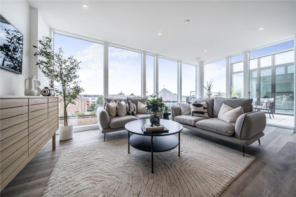 Tweedy Road, Bromley - View 3