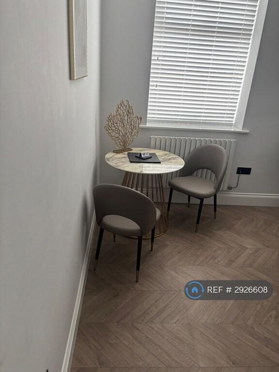 Apartment in York - View 3